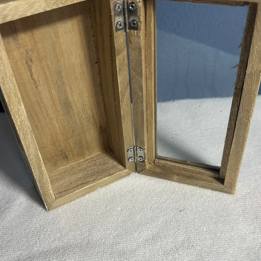 Wooden and glass box with Trust in the Lord Quote